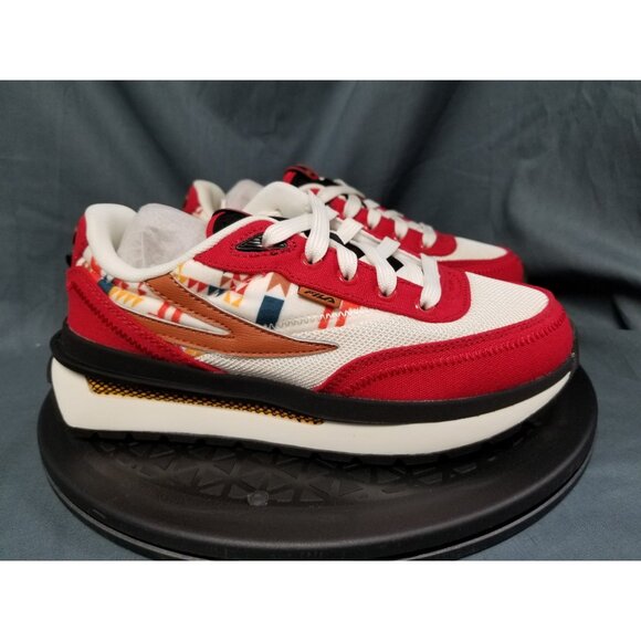 Fila Kids Renno Sneakers Red White Black Gum Size 2.5 NEW IN BOX! - Picture 9 of 11